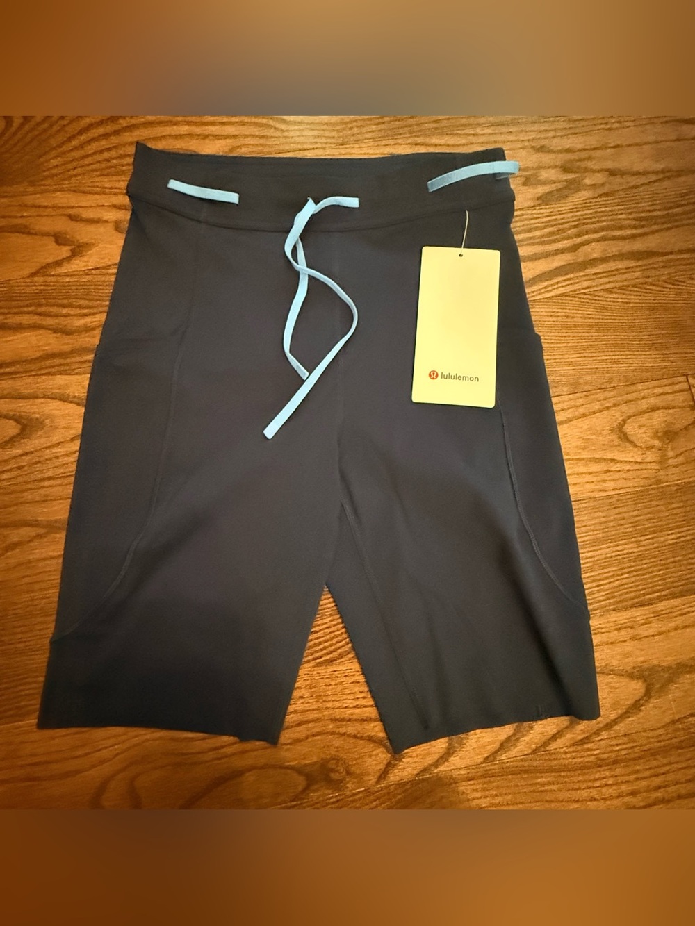 Lululemon Shorts Navy High-Rise Athletic Shorts NWT Bike Shorts - Picture 2 of 3